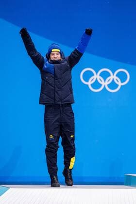 180213 Sebastian Samuelsson of Sweden silver at the medal ceremony for the Men s Biathlon 12 5 km Pursuit during day four of the 2018 Winter Olympics on February 13 2018 in Pyeongchang Photo Jon Olav Nesvold BILDBYRAN code JE 160160  Copyright: JONxOLAVxNESVOLD BB180213JE080