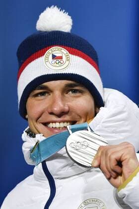 Bilder des Tages - SPORT Czech Men s 10-kilometer biathlon sprint silver medalist Michal Krcmar celebrates during the medals ceremony at the 2018 Winter Olympics in Pyeongchang, South Korea, February 13, 2018. (CTKxPhoto MichalxKamaryt) CTKPhotoP201802130582901  kmt 5