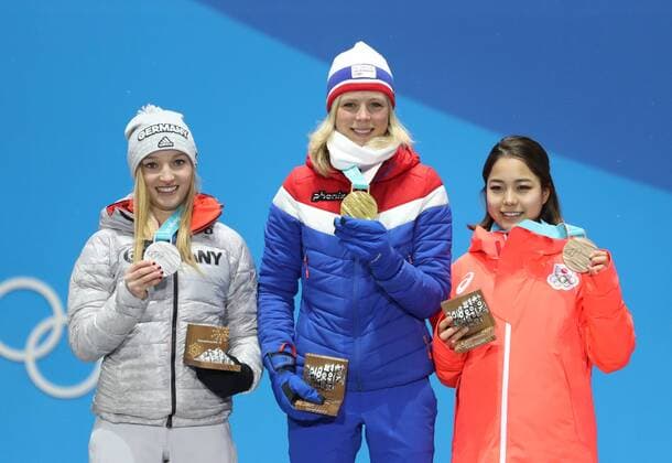 (180213) -- PYEONGCHANG, Feb. 13, 2018 -- Champion Maren Lundby (C) from Norway, second-placed Katharina Althaus (L) from Germany and third-placed Sara Takanashi from Japan pose for photos during the medal ceremony of ladies normal hill individual event of Ski jumping Skispringen Ski nordisch at 2018 PyeongChang Winter Olympic Games Olympische Spiele Olympia OS at the Medal Plaza in PyeongChang, South Korea, on Feb. 13, 2018. ) (SP)OLY-SOUTH KOREA-PYEONGCHANG-SKI JUMPING-LADIES NORMAL HILL INDIVIDUAL-MEDAL CEREMONY BaixXuefei 