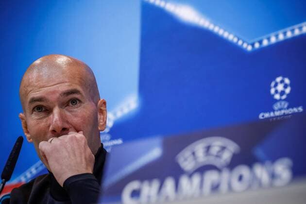 Real Madrid s head coach, French Zinedine Zidane, attends a press conference PK Pressekonferenz following a training session of the team at Valdebebas sports facilities in Madrid, Spain, 13 February 2018. Real Madrid will face PSG in a UEFA Champions League round of 16 first leg match at Santiago Bernabeu stadium on 14 February. Real Madrid press conference !ACHTUNG: NUR REDAKTIONELLE NUTZUNG!  Copyright: xEMILIOxNARANJOx GRAF579 20180213-636541302412885648
