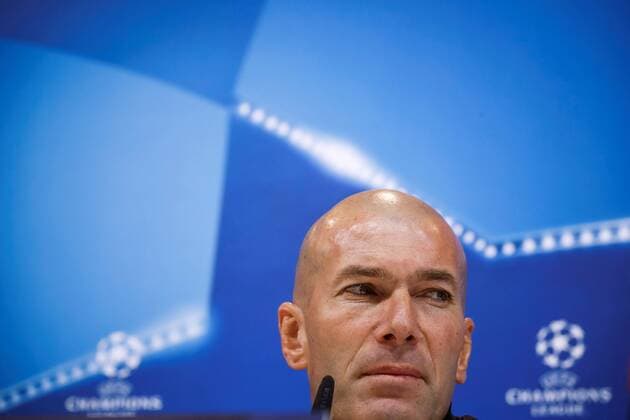 Real Madrid s head coach, French Zinedine Zidane, attends a press conference PK Pressekonferenz following a training session of the team at Valdebebas sports facilities in Madrid, Spain, 13 February 2018. Real Madrid will face PSG in a UEFA Champions League round of 16 first leg match at Santiago Bernabeu stadium on 14 February. Real Madrid press conference !ACHTUNG: NUR REDAKTIONELLE NUTZUNG!  Copyright: xEMILIOxNARANJOx GRAF594 20180213-636541302501493648