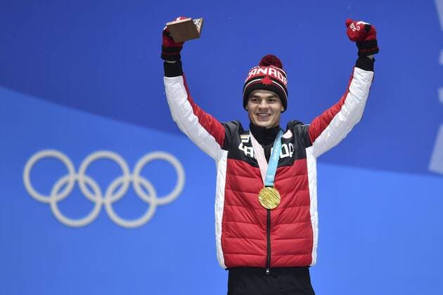 Mikael KiNGSBURY CAN 1 place gold medalist gold gold medal Olympic Jubilee joy cheers emotion enthusiasm cheer cheers ski freestyle men s Moguls Moguls victory ceremony PyeongChang Olympic medals Plaza ceremony on 13 02 2018 Olympic Winter Olympics 2018 from 09 02 25 02 2018 in PyeongChang Korea Â
