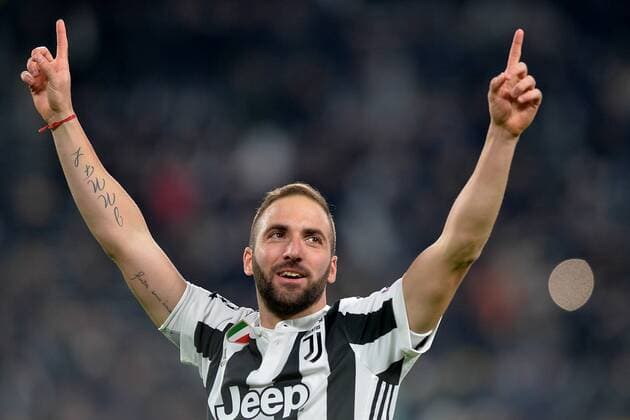 IPP20180213 Football - soccer: UEFA Champions League 2017 2018, Juventus Turin - Tottenham Hotspur, esulta gonzalo higuain (Hinweis: Verwendung nur in Deutschland - only Germany) *** IPP20180213 football soccer UEFA Champions League 2017 2018 Juventus Turin Tottenham Hotspur esulta gonzalo sitki note only use only in Germany Germany 