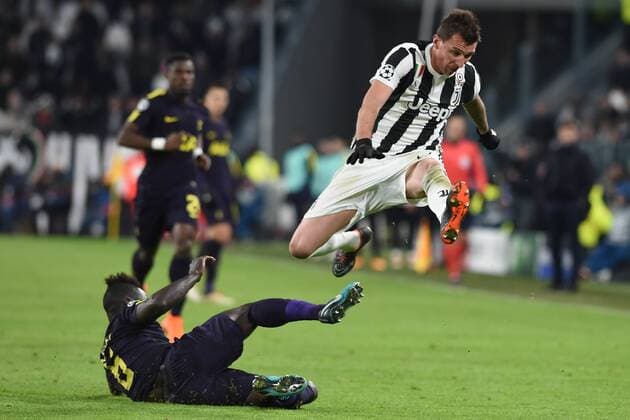 IPP20180213 Football - soccer: UEFA Champions League 2017 2018, Juventus Turin - Tottenham Hotspur, mario mandzukic (Hinweis: Verwendung nur in Deutschland - only Germany) *** IPP20180213 football soccer UEFA Champions League 2017 2018 Juventus Turin Tottenham Hotspur mario mandzukic note only use only in Germany Germany 