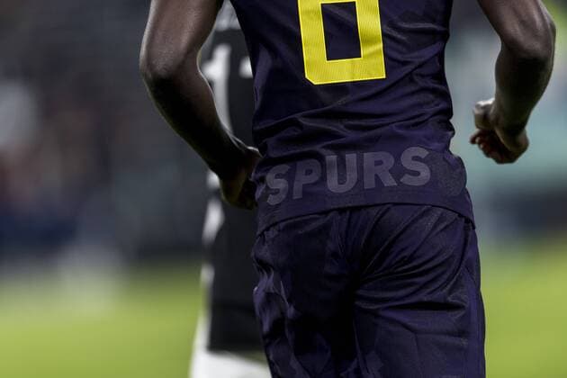 Shirt of Tottenham Hotspur F.C. during the Italian Uefa Champions League Round of 16 First leg match between Juventus 2-2 Tottenham Hotspur at Allianz Stadium on February 13, 2018 in Torino, Germany. Noxthirdxpartyxsales  (72086941)