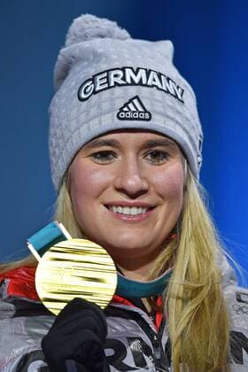 Nathalie GEISBERGER GER gold medal medal Olympic Champion Olympic gold medalist Luge women s singles Luge women victory ceremony PyeongChang Olympic medals Plaza ceremony on 13 02 2018 Winter Olympics 2018 from 09 02 25 02 2018 in PyeongChang of South Korea