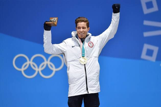 Shaun WHITE USA Sbnwboard Halfpipe gold medal medal Olympic Champion Olympic victory ceremony PyeongChang Olympic medals Plaza ceremony on 13 02 2018 Winter Olympics 2018 from 09 02 25 02 2018 in PyeongChang of South Korea