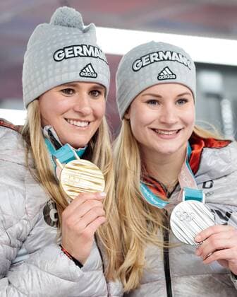 14 02 2018 Olympic sliding centre PyeongChang KOR PyeongChang 2018 sledding show your medals Natalie Geisenberger GER single ladies in the picture of Natalie Geisenberger GER and GER Dajana echo and Dajana echo GER medals show here after the ladies single lie of the PyeongChang 2018 Winter Olympic Games at the Olympic sliding centre in PyeongChang of South Korea on 2018 02 14 PyeongChang  EX_GRO