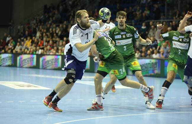 14 02 xcsx 2018 handball EHF Cup SC Magdeburg Bjerringbro Silkeborg emspor v l Nikolaj Oris Nielsen Bjerringbro Silkeborg Christian O Sullivan SC Magdeburg Piotr Chrapkowski SC Magdeburg duel battle for the ball Magdeburg