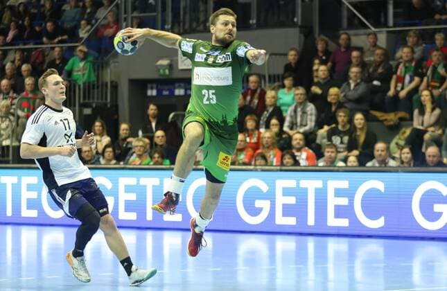 14 02 xcsx 2018 handball EHF Cup SC Magdeburg Bjerringbro Silkeborg of emspor v l Michael V Knudsen Bjerringbro Silkeborg Marko Bezjak SC Magdeburg Magdeburg s throw