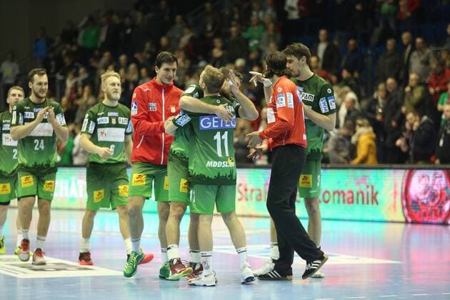 14 02 xcsx 2018 handball EHF Cup SC Magdeburg Bjerringbro Silkeborg of emspor v l Magdeburg cheers after playing Magdeburg