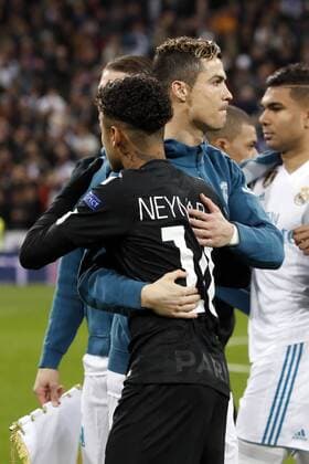 Neymar of Paris Saint-Germain, Cristiano Ronaldo of Real Madrid during the UEFA Champions League round of 16 match between Real Madrid and Paris Saint-Germain at the Santiago Bernabeu stadium on February 14, 2018 in Madrid, Spain UEFA Champions League 2017 2018 xVIxVIxImagesx xMauricexvanxSteenxIVx 10066022