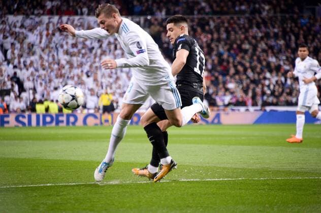 17 YURI BERCHICHE (psg) - 08 TONI KROOS (real) FOOTBALL : Real Madrid vs Paris SG - Ligue des Champions - 14 02 2018 AnthonyBIBARD FEP Panoramic 
