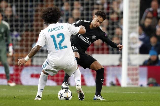 (l-r) Marcelo of Real Madrid, Neymar of Paris Saint-Germain during the UEFA Champions League round of 16 match between Real Madrid and Paris Saint-Germain at the Santiago Bernabeu stadium on February 14, 2018 in Madrid, Spain UEFA Champions League 2017 2018 xVIxVIxImagesx xMauricexvanxSteenxIVx 10066882