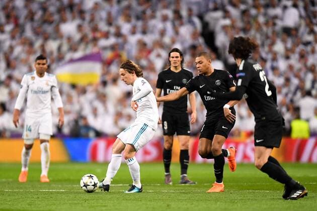 29 KYLIAN MBAPPE (psg) - 10 Luka Modric (real) FOOTBALL : Real Madrid vs Paris SG - Ligue des Champions - 14 02 2018 AnthonyBIBARD FEP Panoramic 