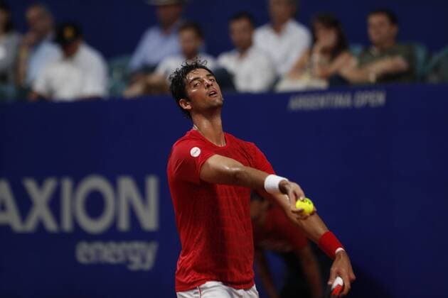 Brazilian Tomas Bellucci returns the ball to Argentinian Diego Schwartzman during a game of Argentina Tennis Open s round of 16 in Buenos Aires, Argentina, 14 February 2018. Argentina Tennis Open !ACHTUNG: NUR REDAKTIONELLE NUTZUNG!  Copyright: xDavidxFernandezx ARG007 20180215-636542539774235932