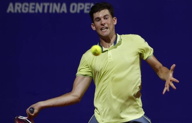 Austrian tennis player Dominic Thiem returns a ball against Argentinian Horacio Zeballos during a game of Argentina Tennis Open s round of 16 in Buenos Aires, Argentina, 14 February 2018. Argentina Tennis Open !ACHTUNG: NUR REDAKTIONELLE NUTZUNG!  Copyright: xDavidxFernandezx BAS01 20180215-636542601095265013