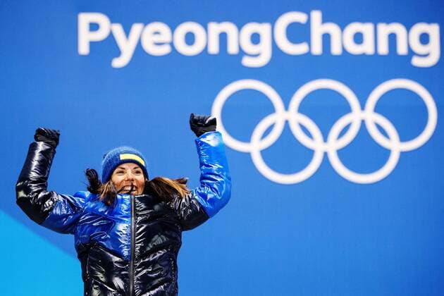 180215 Charlotte Kalla of Sweden the silver celebraets at a Medal Ceremony for women s cross country 10 km free during day six of the 2018 Winter Olympics on February 15 2018 in Pyeongchang Photo Joel Marklund BILDBYRAN code JM 87625  Copyright: JOELxMARKLUND BB180215JM112