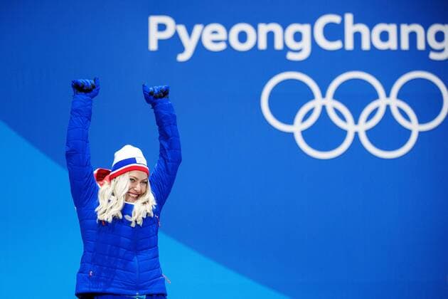 180215 Ragnild Mowinckel of Norway silver celebrate at a Medal Ceremony for Women s Giant Slalom during day six of the 2018 Winter Olympics on February 15 2018 in Pyeongchang Photo Joel Marklund BILDBYRAN code JM 87625  Copyright: JOELxMARKLUND BB180215JM139