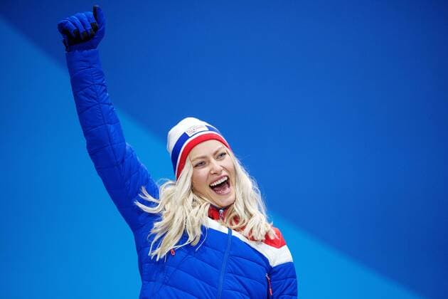 180215 Ragnild Mowinckel of Norway silver celebrate at a Medal Ceremony for Women s Giant Slalom during day six of the 2018 Winter Olympics on February 15 2018 in Pyeongchang Photo Joel Marklund BILDBYRAN code JM 87625  Copyright: JOELxMARKLUND BB180215JM140