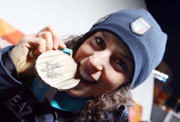PyeongChang 2018, Ski Alpin, Riesenslalom der Damen, Siegerehrung IPP20180215 Olympic Winter games Winterspiele Spiele Summer games Pyeongchang 2018 - Olympische Winterspiele Pyeongchang 2018: Ladies Giant Slalom, Federica Brignone bronzo (Hinweis: Verwendung nur in Deutschland - only Germany) *** IPP20180215 Olympic Winter Games PyeongChang 2018 Olympic Winter Games PyeongChang 2018 Ladies giant slalom Federica Brignone Brooklyn note only use only in Germany Germany 