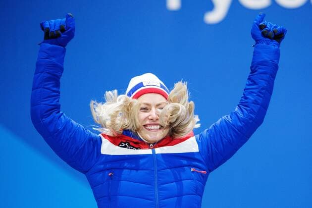 180215 Ragnhild Mowinckel of Norway silver celebrate at a Medal Ceremony for Women s Giant Slalom during day six of the 2018 Winter Olympics on February 15 2018 in Pyeongchang Photo Joel Marklund BILDBYRAN code JM 87625  Copyright: JOELxMARKLUND BB180215JM153