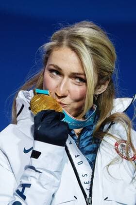 180215 Ragnhild Mowinckel of Norway silver Mikaela Shiffrin of United States gold and Federica Brignone of Italy bronze celebrate at a Medal Ceremony for Women s Giant Slalom during day six of the 2018 Winter Olympics on February 15 2018 in Pyeongchang Photo Joel Marklund BILDBYRAN code JM 87625  Copyright: JOELxMARKLUND BB180215JM162