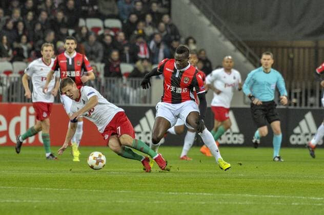 Europa League, OGC Nice - Lokomotive Moskau Mario Balotelli (OGC Nice) - Igor Denisov (FC Lokomotiv Moscou) FOOTBALL : OGC Nice vs Lokomotiv Moscou - Ligue Europa - 15 02 2018 NorbertScanella Panoramic 