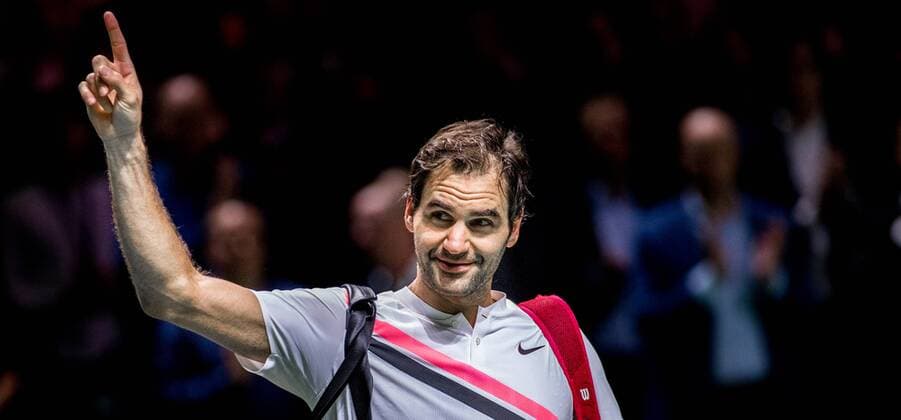 ROTTERDAM: 15-02-2018, ABN Amro WTT Dag 4, Rotterdam, Tennis, Ahoy, Roger Federer in actie tegen Philipp Kohlschreiber ABN Amro WTT Rotterdam Dag 4 
