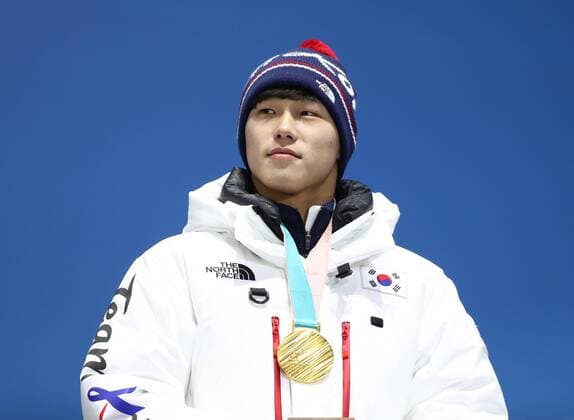 PYEONGCHANG, SOUTH KOREA - FEBRUARY 16, 2018: Gold medalist, South Korea s Sungbin Yun celebrates during a victory ceremony for the men s skeleton event at the 2018 Winter Olympic Games Olympische Spiele Olympia OS at Medal Plaza. Valery Sharifulin TASS  TS074324