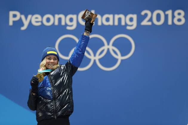PyeongChang 2018, Ski Alpin, Slalom der Damen, Siegerehrung OLYMPICS - 2018 Winter Olympics PYEONGCHANG,SOUTH KOREA,16.FEB.18 - OLYMPICS, ALPINE SKIING - Olympic Winter games Winterspiele Spiele Summer games PyeongChang 2018, Medals Plaza, slalom, ladies, award ceremony. Image shows Frida Hansdotter (SWE). GEPAxpictures xMathiasxMandl