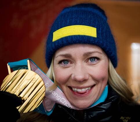 180216 Frida hansdotter of Sweden gold celebrate at a Medal Ceremony for the women s alpine slalom during day seven of the 2018 Winter Olympics on February 16 2018 in Pyeongchang Photo Jon Olav Nesvold BILDBYRAN code JE 160172  Copyright: JONxOLAVxNESVOLD BB180216JE079