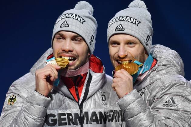 Tobias WENDL Tobias ARLT GER gold medal medal Olympic Champion Olympic Luge doubles men Luge doubles victory ceremony PyeongChang Olympic medals Plaza ceremony on 16 02 2018 Winter Olympics 2018 from 09 02 25 02 2018 in PyeongChang of South Korea