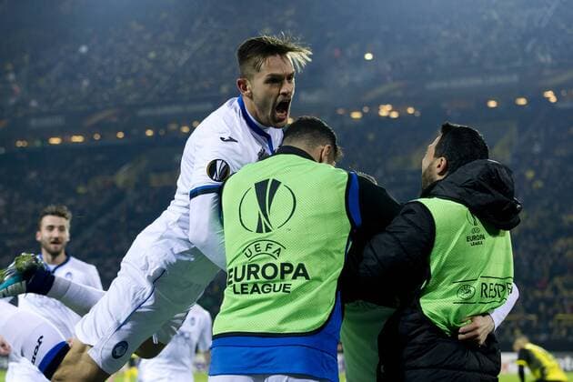 Dortmund Germany 15 02 2018 UEFA Europa League 2017-18 season Sechzehntelfinale Gate 1 1 scorer Josip Ilicic Bergamo is hailed DeFodi053
