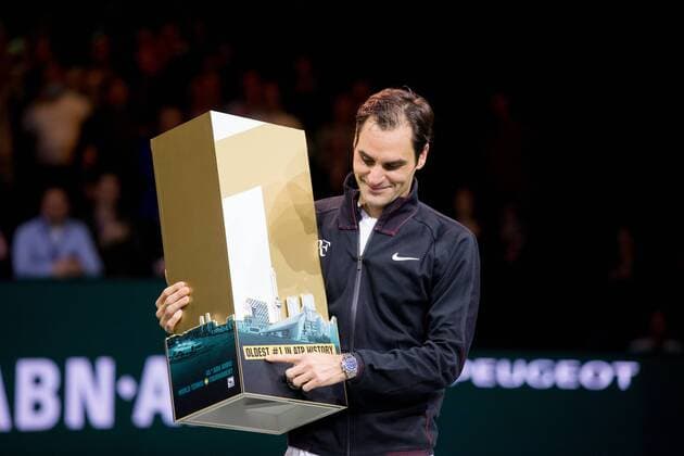 Roger Federer with oldest 1 in ATP Tennis Herren History trophy Rotterdam Roger Federer v Robin Haase xVIxVIxImagesx xTomxBodexMultimediaxIVx 10083026