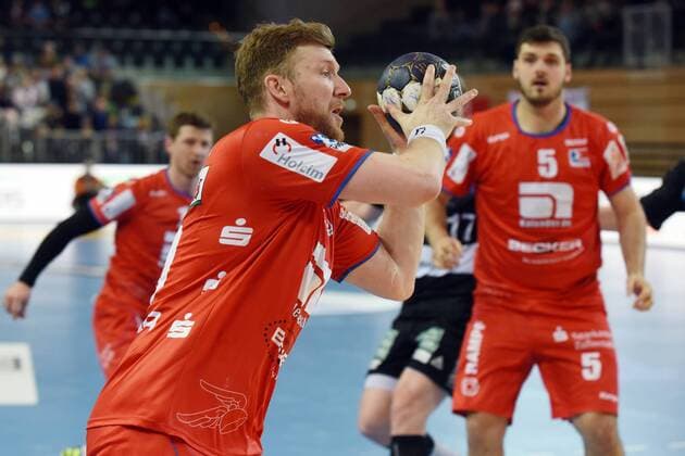 2 handball Bundesliga HC Rhein Vikings HBW Balingen Weilstetten Lars Friedrich back Tobias Wagner HBW Balingen Düsseldorf Copyright: xEIBNER DietrichxJanickix EP_DJA