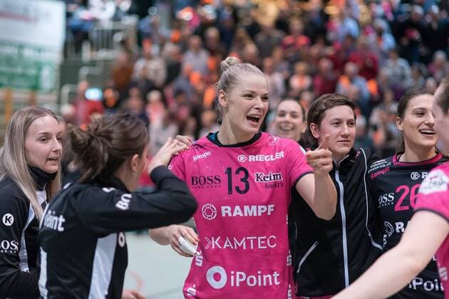 Joy victory cheers Shenia Minevskaja babes Metzingen 13 babes Metzingen against Neckarsulm SU handball Bundesliga 1 women 17 02 2018 Metzingen Copyright: xEIBNER WolfgangxFrankx EP_WFK