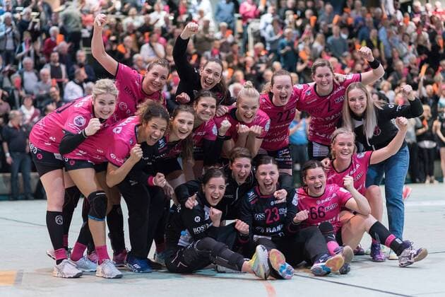 Team Metzingen Jubilee victory cheers cheers image joy victory babes Metzingen against Neckarsulm SU handball 1 Bundesliga women 17 02 2018 Metzingen Copyright: xEIBNER WolfgangxFrankx EP_WFK