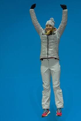 February 18, 2018 - Pyeongchang, South Korea - JACQUELINE LOELLING of Germany celebrates getting the silver medal in the Women s Skeleton event in the PyeongChang Olympic Games Olympische Spiele Olympia OS Pyeongchang 18: Medal Winners - ZUMAl132 20180218_zap_l132_028 Copyright: xChristopherxLevyx