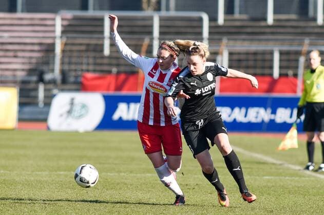 v li Theresa Gosch 1 FC Cologne 24 Cecilie Sandvej FFC Frankfurt 3 duel duel duel tackle action action Football Alliance women Bundesliga 1 FC Cologne 1 FFC Frankfurt xmhx