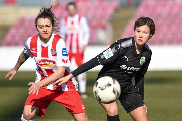 v li Lidija Kulis 1 FC Cologne 32 Alexandra Emmerling FFC Frankfurt 27 duel duel duel tackle action action Football Alliance women Bundesliga 1 FC Cologne 1 FFC Frankfurt xmhx
