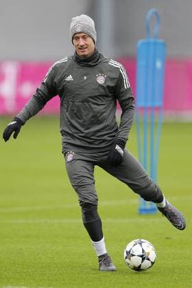 Robert Lewandowski during the final training of FC Bayern München before the tomorrow s eighth final Hinspiels in the Champions League on 20 02 2018 in the Allianz Arena Munich Copyright: xEIBNER MarcelxEngelbrechtx EP_EER