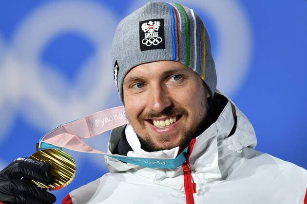 Marcel HIRSCHER AUT 1 square gold medalist gold gold medal Olympic cheers cheers joy enthusiasm emotion cheer cheers Alpine skiing men s giant slalom ski alpine giant slalom of men s victory ceremony PyeongChang Olympic medals Plaza ceremony on 18 02 2018 Winter Olympics 2018 from 09 02 25 02 2018 in PyeongChang of South Korea