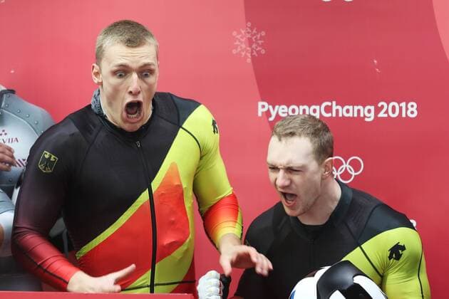 Themen der Woche - SPORT PyeongChang 2018 - Highlights der Olympischen Spiele Olympia-Bilder des Tages - SPORT OLYMPICS - 2018 Winter Olympics PYEONGCHANG,SOUTH KOREA,19.FEB.18 - OLYMPICS, BOBSLEIGH - Olympic Winter games Winterspiele Spiele Summer games PyeongChang 2018, two-man, men. Image shows Francesco Friedrich and Thorsten Margis (GER). GEPAxpictures xMathiasxMandl