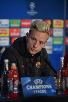 FC Barcelona Barca press conference PK Pressekonferenz Ivan Rakiti? during the FC Barcelona Press Conference at Stamford Bridge, London, UK. Content Not Available For UK Newspapers Copyright: xSimonxDaelx FIL-11380-0007