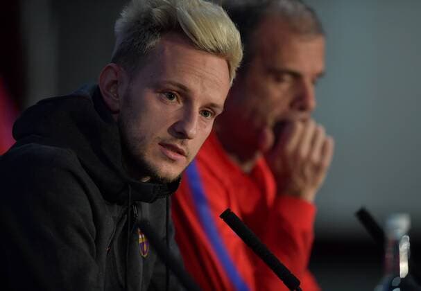 FC Barcelona Barca press conference PK Pressekonferenz Ivan Rakiti? during the FC Barcelona Press Conference at Stamford Bridge, London, UK. Content Not Available For UK Newspapers Copyright: xSimonxDaelx FIL-11380-0008