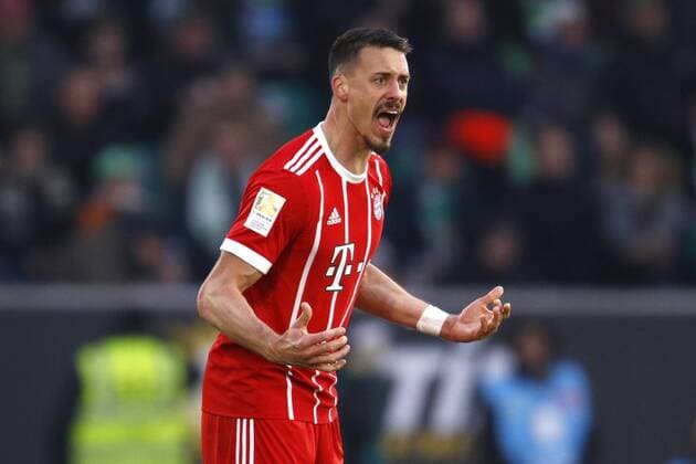 17 02 2018 Volkswagen Arena League game Wolfsburg 1 League VfL Wolfsburg vs FC Bayern München in the picture top scorer Sandro Wagner 2 Munich cheers after the Gate 1 1 for Munich VfL Wolfsburg vs Bayern Munich