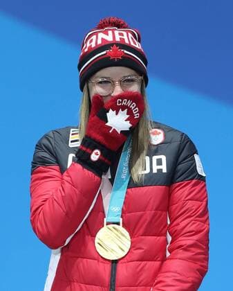 (180220) -- PYEONGCHANG, Feb. 20, 2018 -- Gold medalist Cassie Sharpe of Canada reacts during medal ceremony of ladies ski halfpipe of freestyle skiing at the 2018 PyeongChang Winter Olympic Games Olympische Spiele Olympia OS at Medal Plaza, PyeongChang, South Korea, Feb. 20, 2018. ) (SP)OLY-SOUTH KOREA-PYEONGCHANG-FREESTYLE SKIING-LADIES SKI HALFPIPE-MEDAL CEREMONY WuxZhuang 