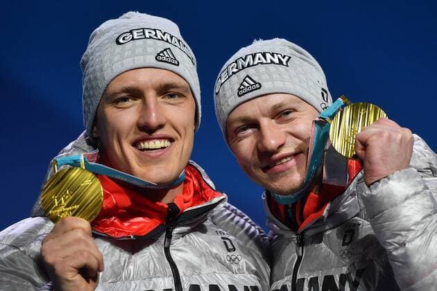 Francesco FRIEDRICH Thorsten MARGIS GER Olympiasiger Olympic champions winner winner gold medal medals of two Bob men s two man Bob double Gold winner Villa victory ceremony PyeongChang Olympic medals Plaza on 20 02 2018 Winter Olympics 2018 from 09 02 25 02 2018 in PyeongChang of South Korea
