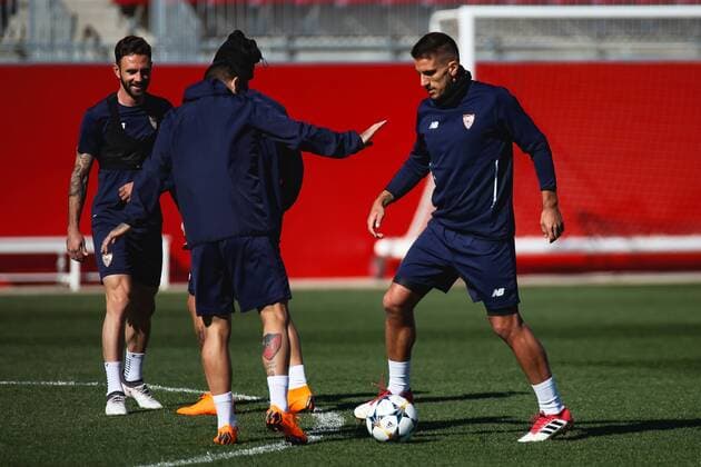 20th February 2018, Ramon Sanchez Pizjuan, Seville, Spain; UEFA Champions League football, Sevilla versus Manchester United ManU pre match training and press conference PK Pressekonferenz Carriso from Sevilla FC during the training  ActionPlus11990387